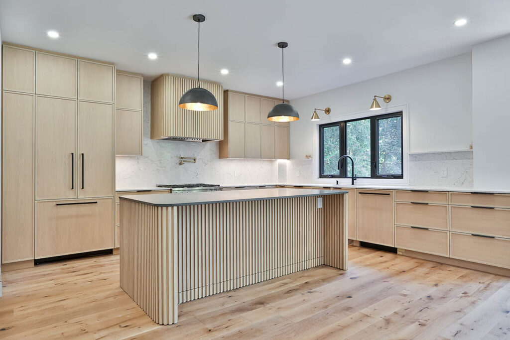Kithcens with island and countertops